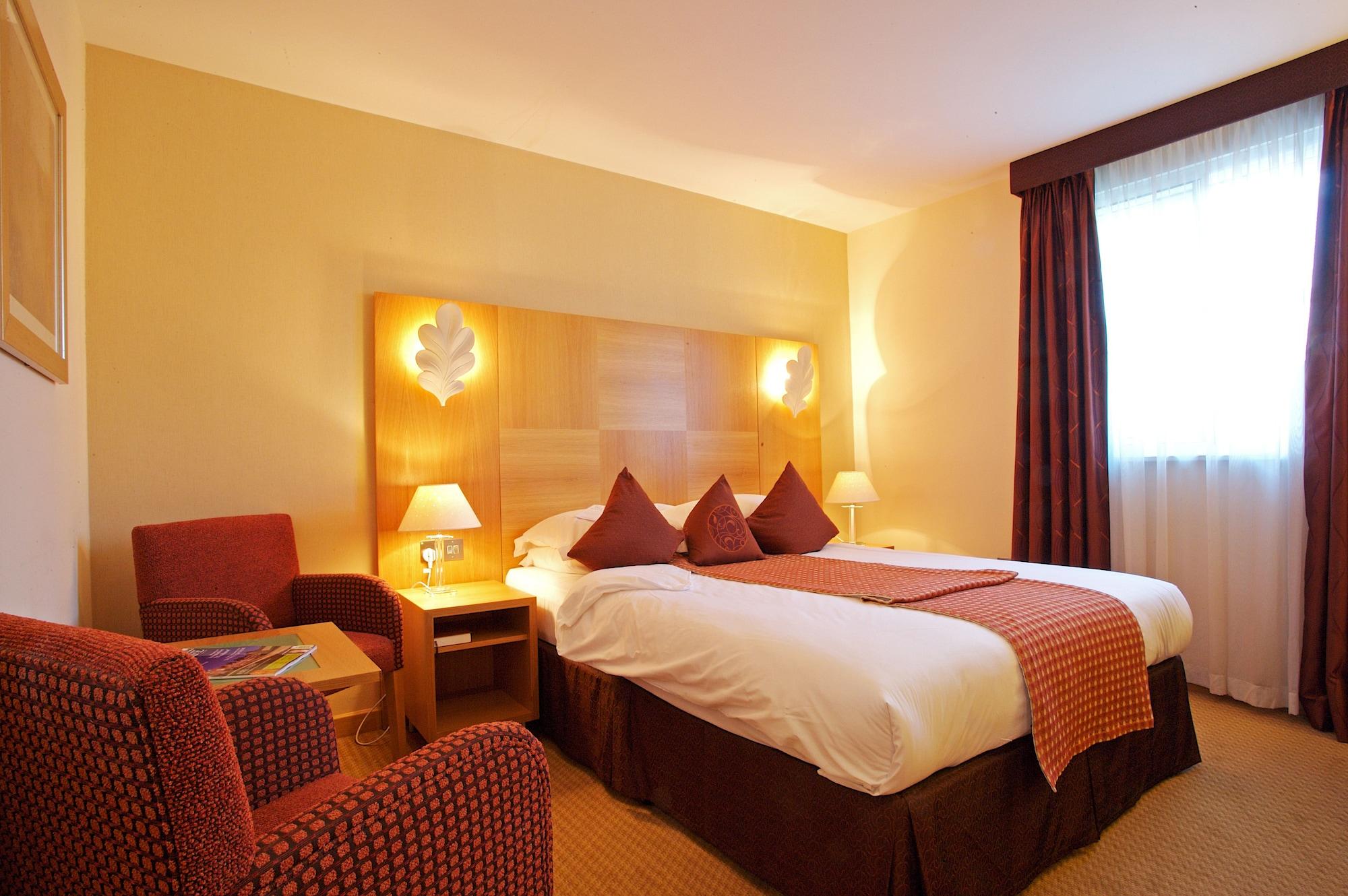 The Pinewood Hotel Slough Esterno foto